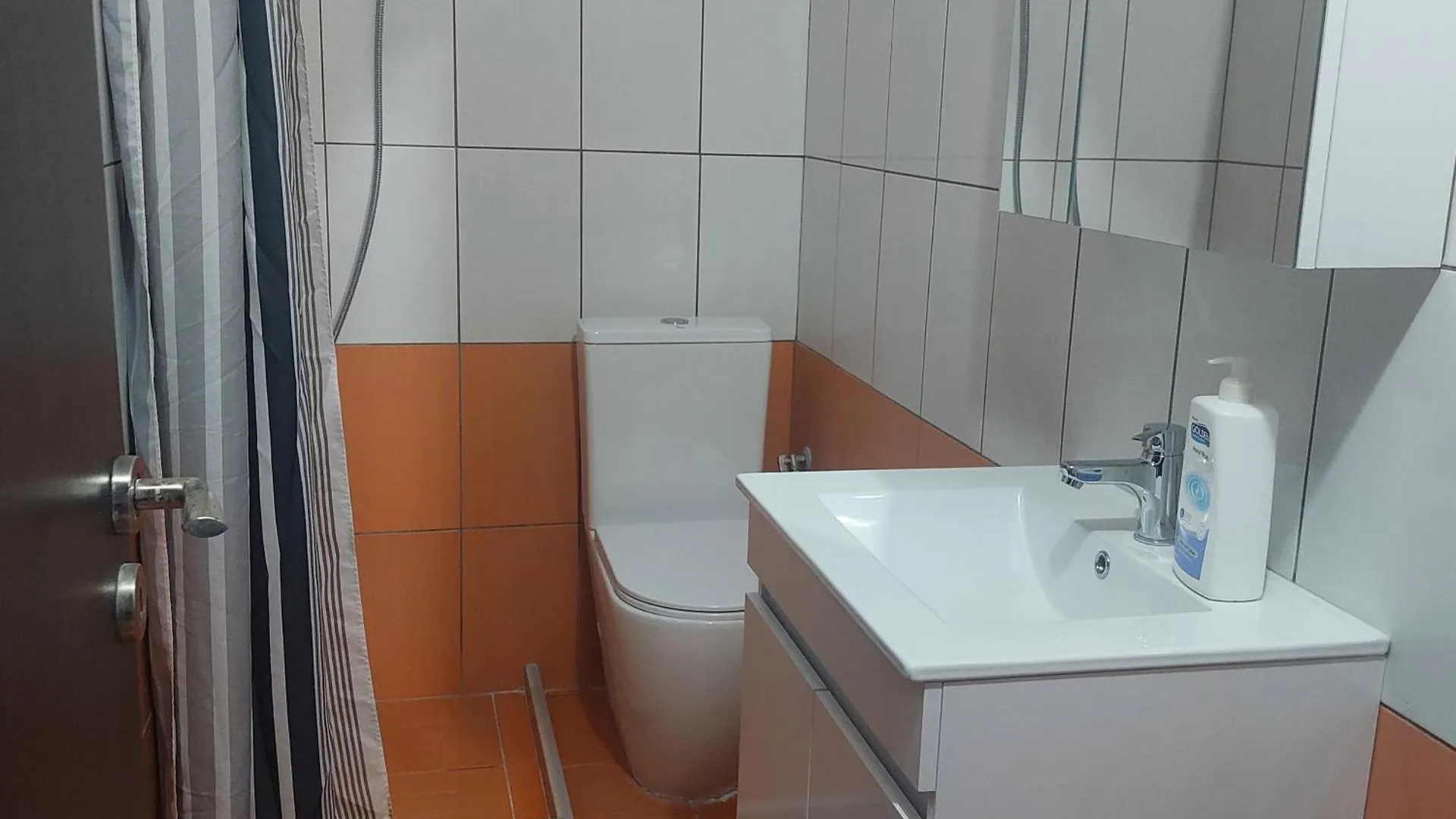 Erjon Bulevard Apartments Sarande Albania